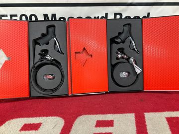 Used Sram Red eTAP AXS 2022 Drivetrain & Pedals