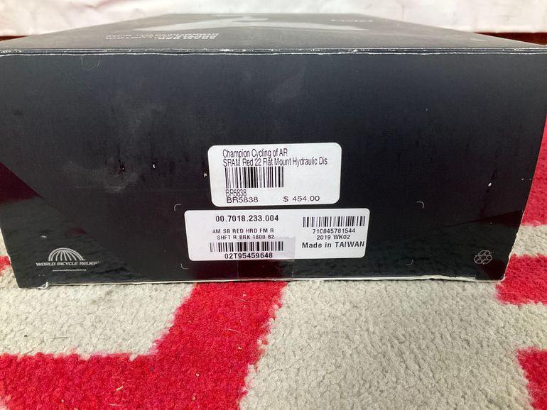 Used Sram Red 22 flat mount 2019 bike — image 2 of 2