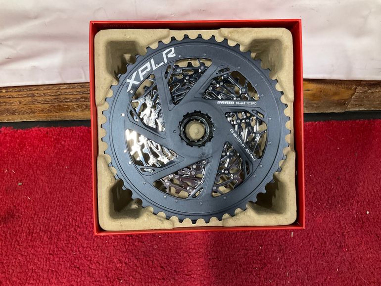 Used Sram Force XPLR XG 1271 10-44t 2023 bike — image 2 of 4