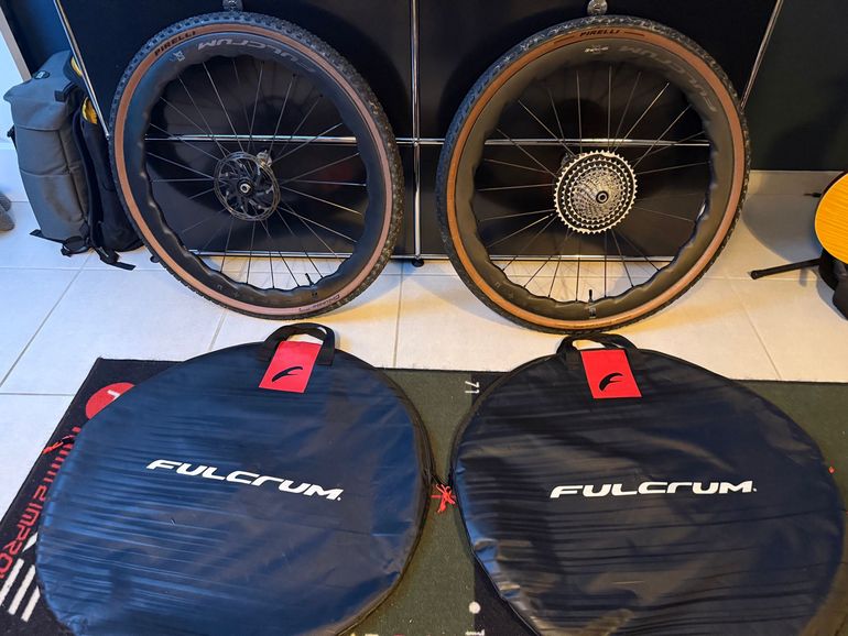 Used Fulcrum Sharq 2025 bike — image 1 of 5
