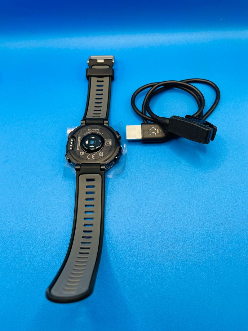Used Garmin forerunner 735xt 2022 bike — image 4 of 6