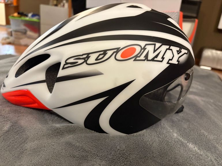 Used Suomy gt-r 2015 bike — image 2 of 4