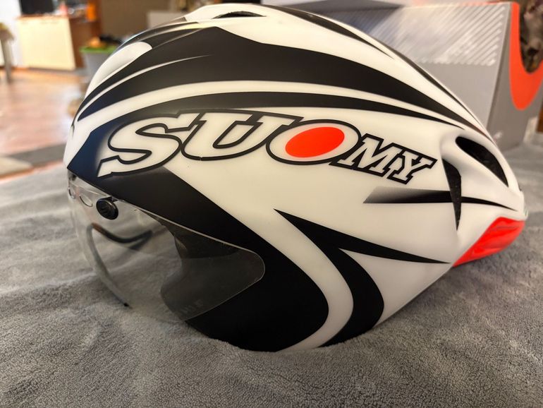 Used Suomy gt-r 2015 bike — image 3 of 4