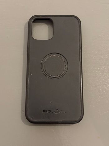 Used Fidlock Coque  iPhone 12 / 12 Pro bike — image 1 of 2