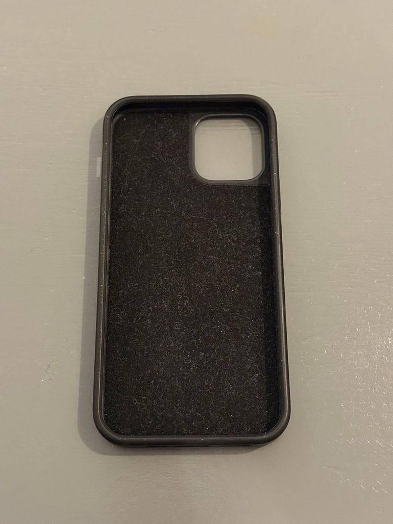 Used Fidlock Coque  iPhone 12 / 12 Pro bike — image 2 of 2