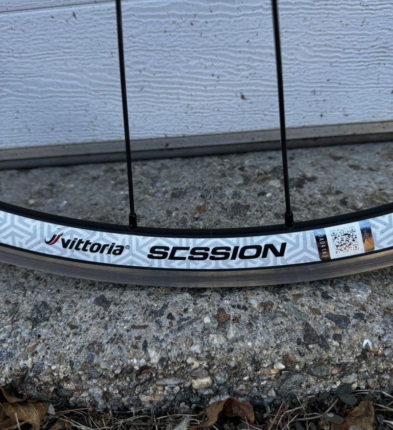 Used Vittoria Session bike — image 7 of 7