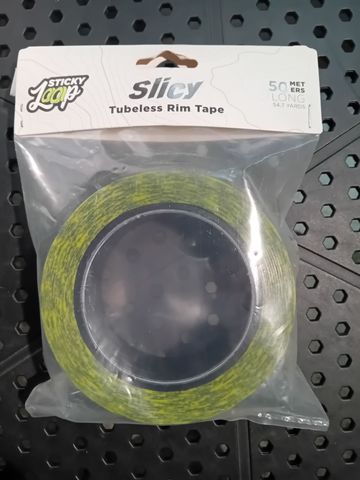 slicy 36MM TUBELESS RIM TAPE 50 METERS !!!! bike usato — immagine 2 di 3