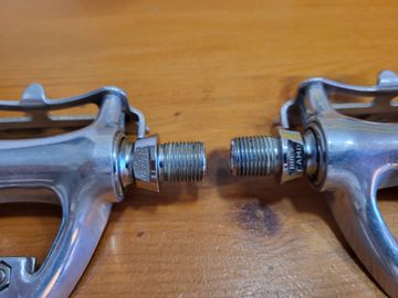 Gebrauchtes Campagnolo Aero Record Victory Athena Chorus Pedals bike — Bild 9 von 10