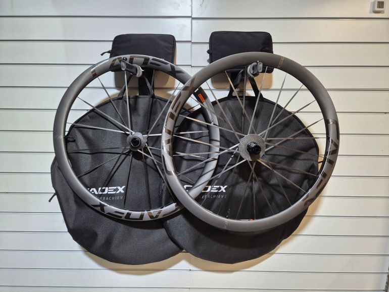 cadex Max 40 WheelSystem 2025