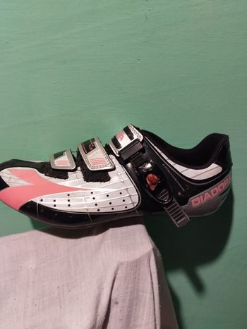 Used Diadora zapatillas en perfecto estado 2019 bike — image 2 of 9