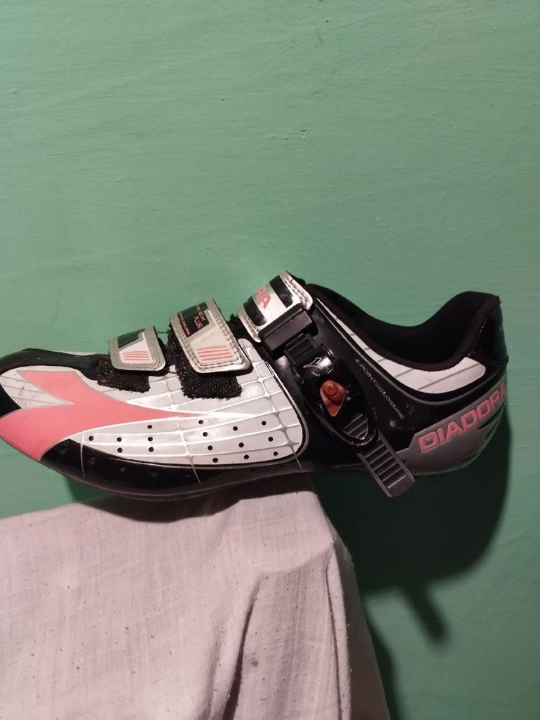 Used Diadora zapatillas en perfecto estado 2019 bike — image 2 of 9