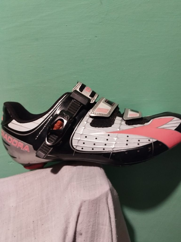 Used Diadora zapatillas en perfecto estado 2019 bike — image 1 of 9