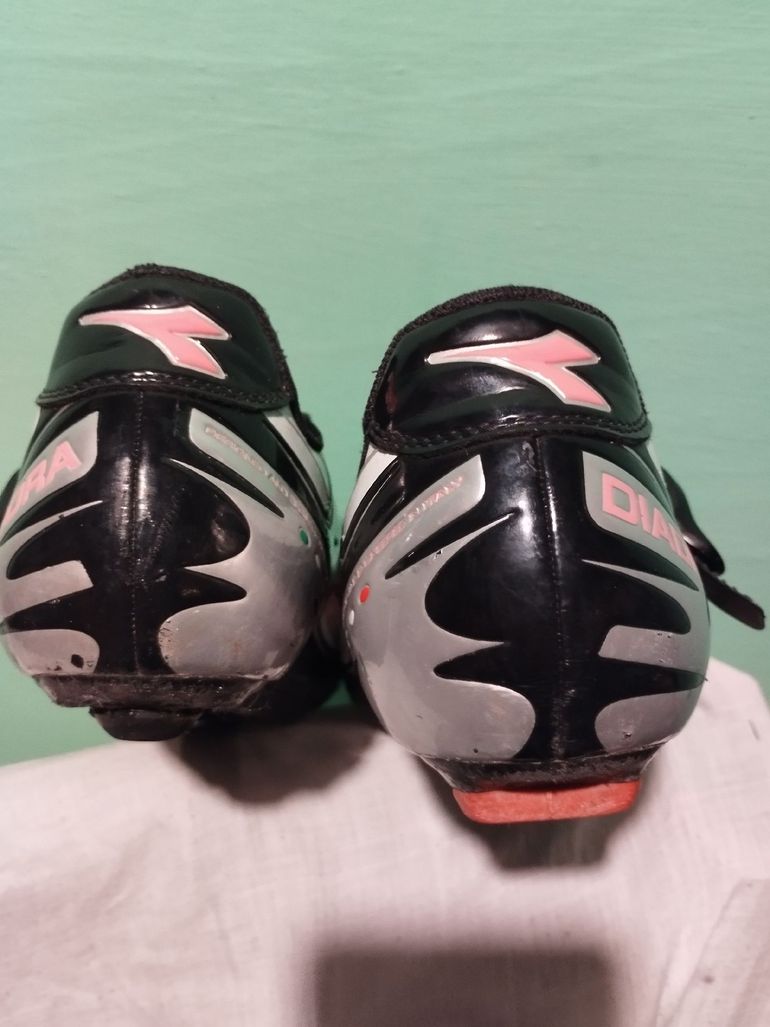 Used Diadora zapatillas en perfecto estado 2019 bike — image 6 of 9