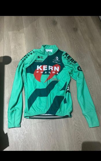 Etxeondo, MAILLOT TÉRMICO kern pharma