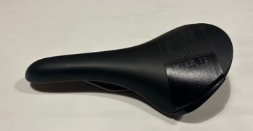 Used Fizik Aliante R3 Large Carbon bike — image 1 of 5
