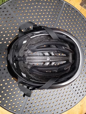 Giro Agilis Helmet Black 2025 bike d'occasion — image 4 sur 5