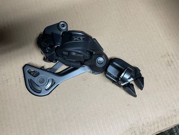 Shimano, XT Di2 RD-M8250-GS 12-speed