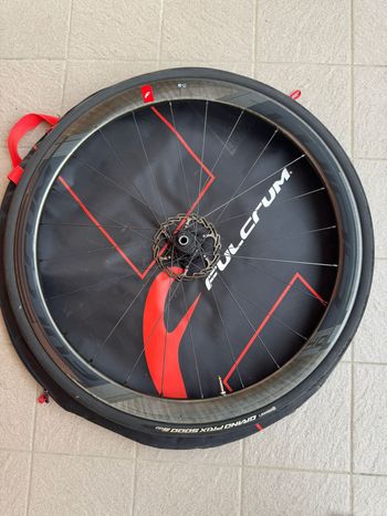 Used Fulcrum Pneus vélo de route 2023 bike — image 3 of 9