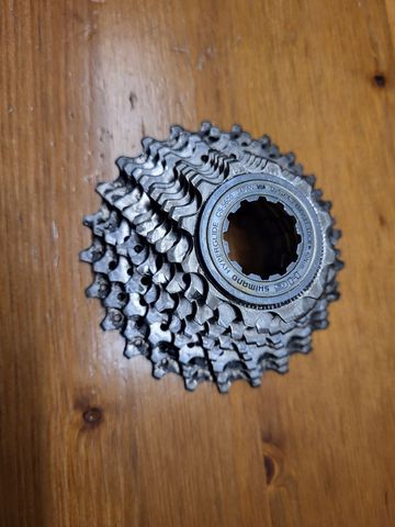 Używany Shimano 105 CS-5600 10-speed 12-25T Cassette Drivetrain & Pedals