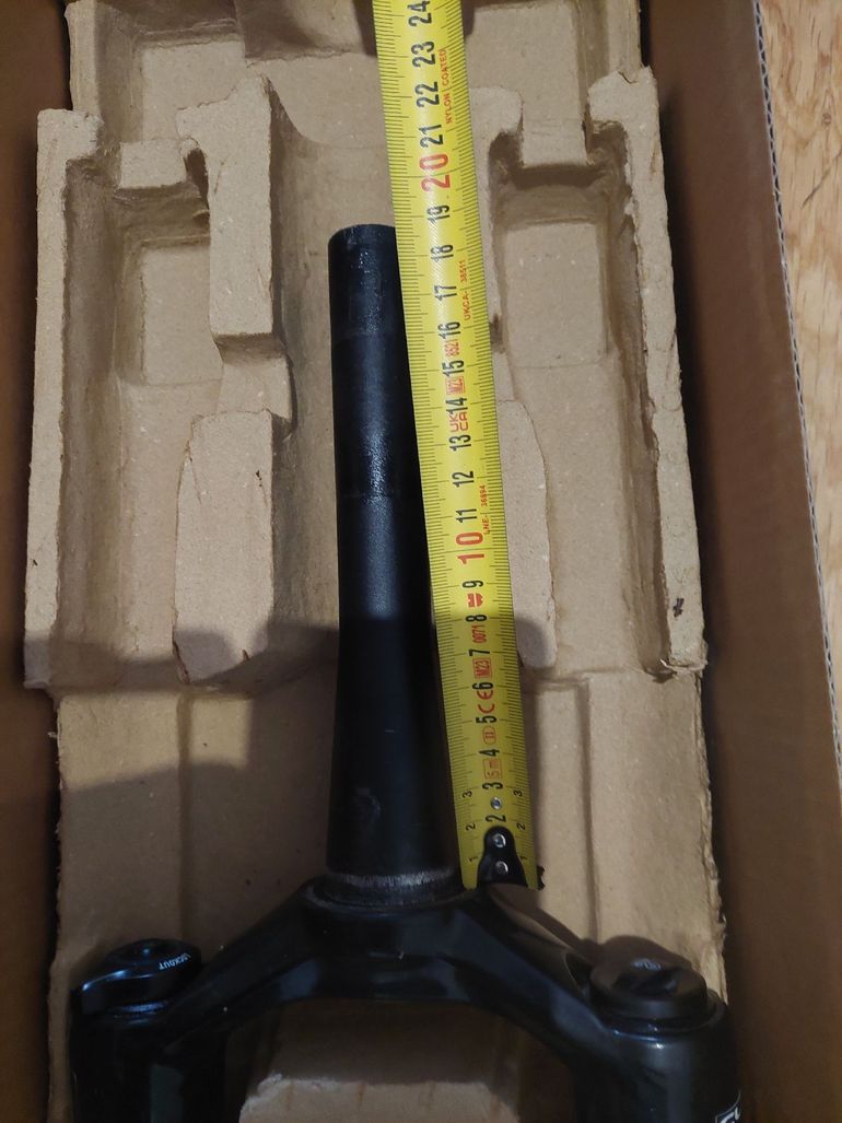 Used Rock Shox 35 silver RL 120mm 29" 2023 bike — image 1 of 3