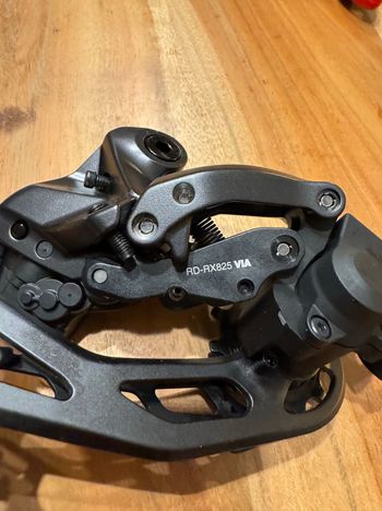 Used Shimano GRX RD-RX825 Schaltwerk Di2, 2x12 fach 2025 bike — image 3 of 4