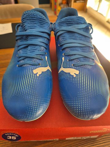 Puma Future 7 Play FG/AG Football Shoes Size 35 Football & Soccer d'occasion