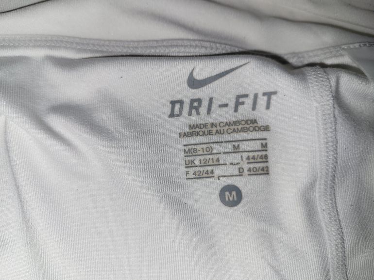 Used Nike Tennis Skort Size M bike — image 3 of 5
