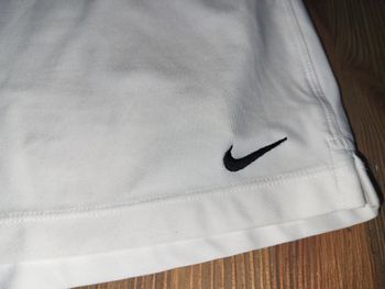 Used Nike Tennis Skort Size M bike — image 2 of 5