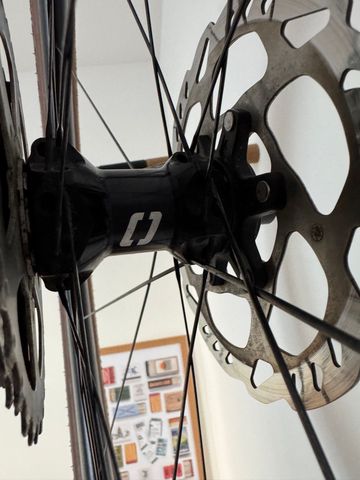 MICROTECH Cerchi Carbon RE38 2025 bike usato — immagine 7 di 7
