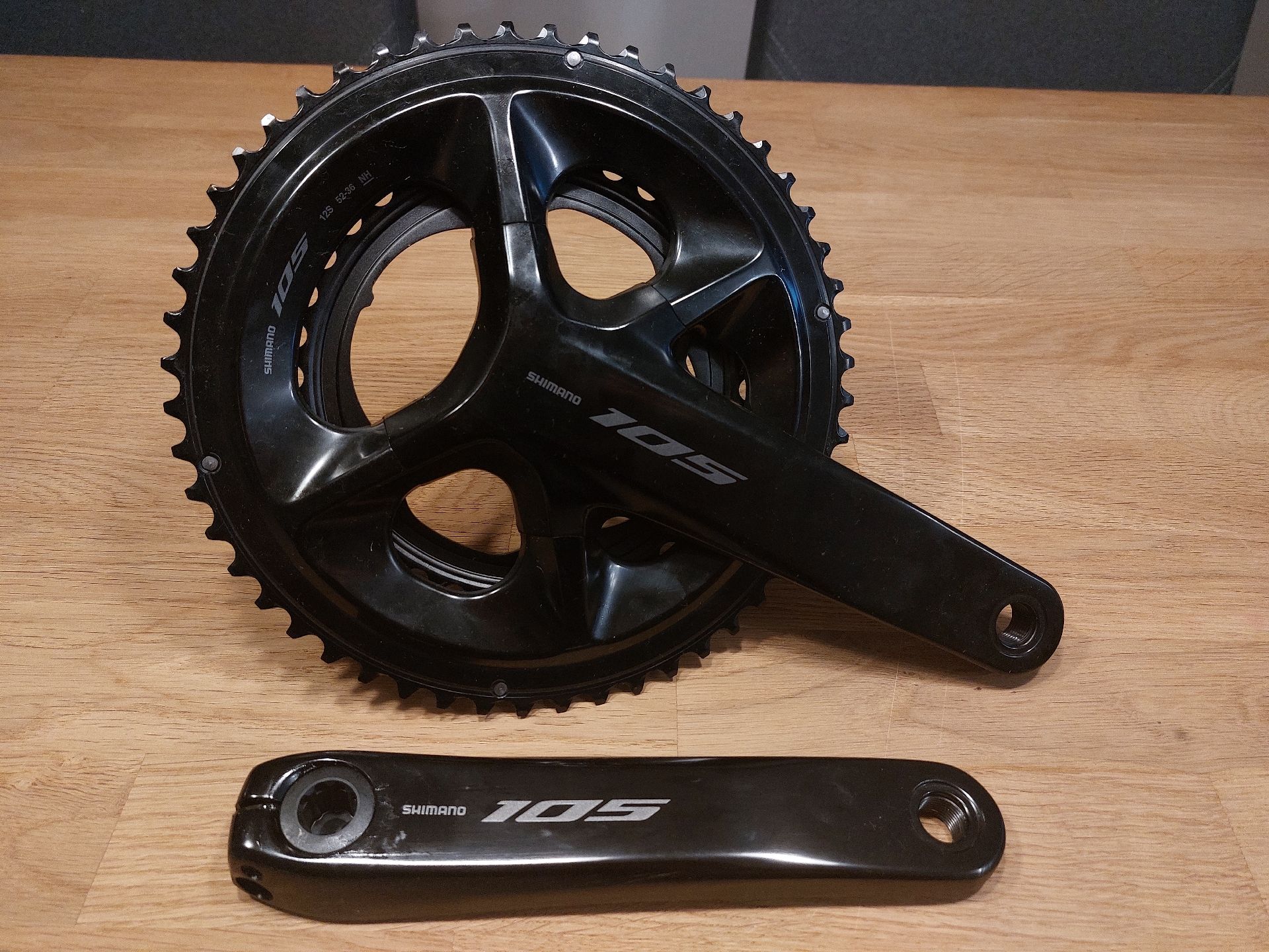 Shimano 105 FC-R7100 Crankset - 2x12 52/36T 172.5mm 2025