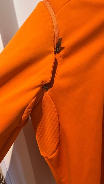 Mavic Chaqueta invierno 2018 bike d'occasion — image 2 sur 6