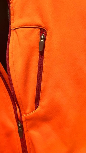 Mavic Chaqueta invierno 2018 bike d'occasion — image 4 sur 6