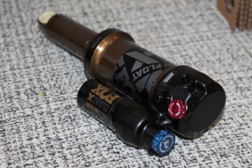 Used Fox Float X Factory 205x62.5 Trunnion Kashima bike — image 10 of 13