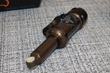 Used Fox Float X Factory 205x62.5 Trunnion Kashima bike — image 8 of 13