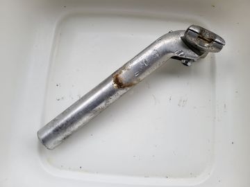 Used Shimano 600 27.2 mm Seatpost 20 cm bike — image 2 of 3