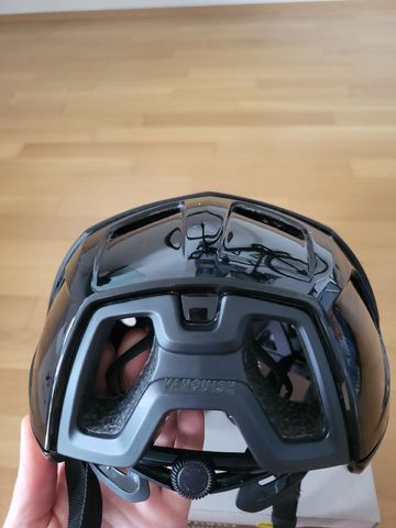 Used Giro Vanquish Mips Helm bike — image 4 of 6