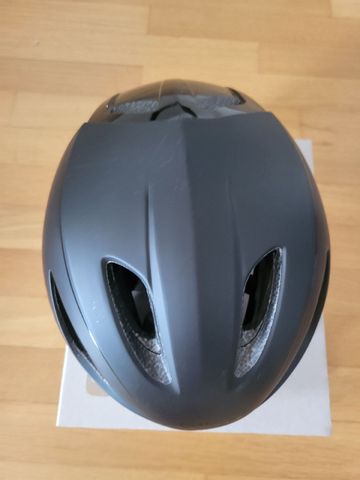 Used Giro Vanquish Mips Helm bike — image 2 of 6