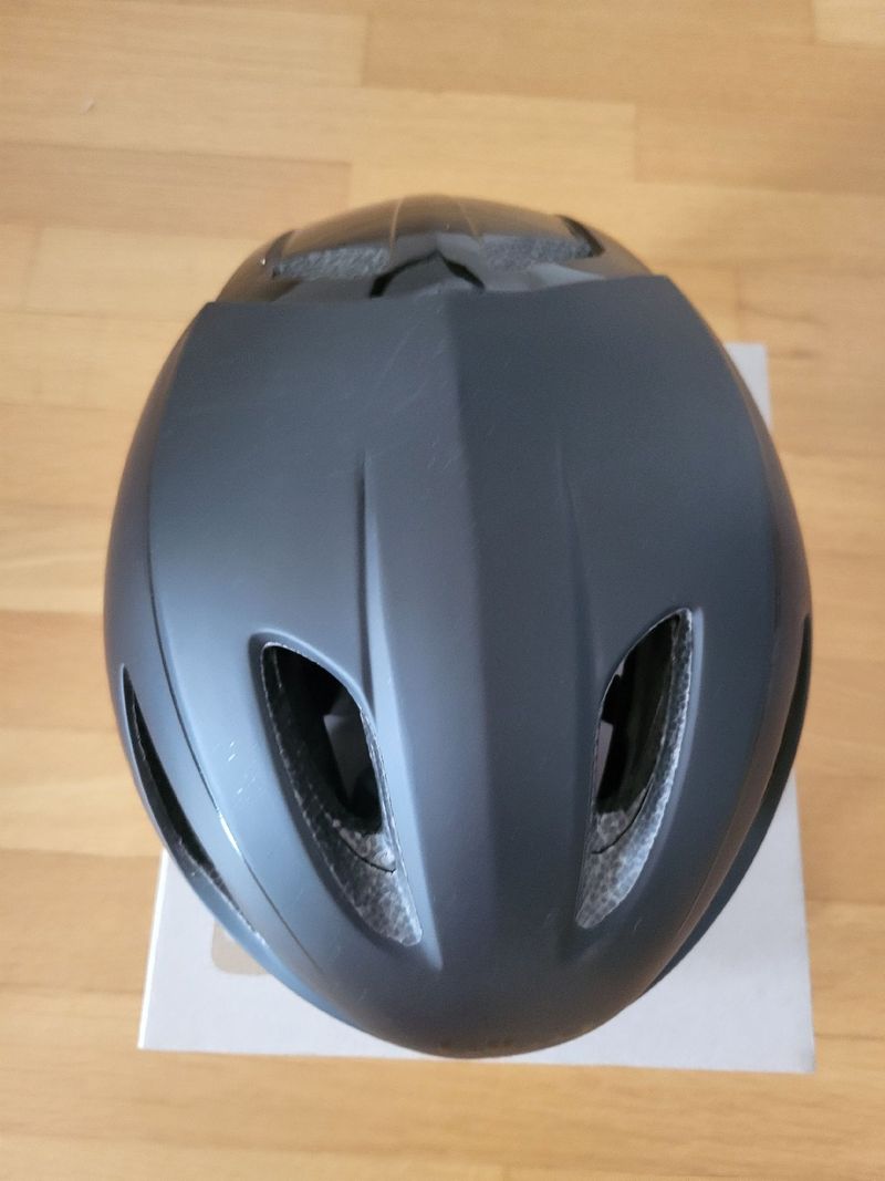 Used Giro Vanquish Mips Helm bike — image 2 of 6