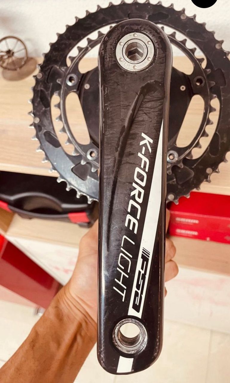 Used Fsa carbono 2022 bike — image 2 of 2