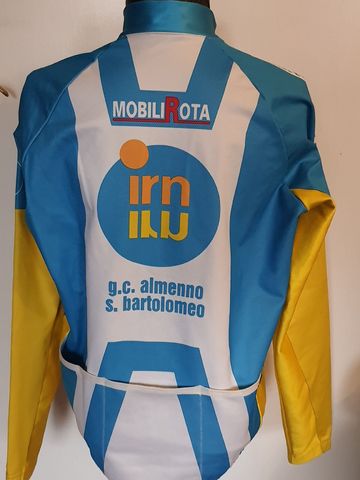 Santini windstopper Jacke XXL 2020 bike usato — immagine 3 di 5
