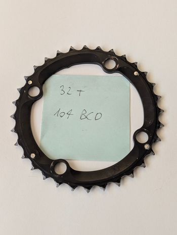 Used Shimano Corona Anteriore  32T 104 BCD bike — image 1 of 2