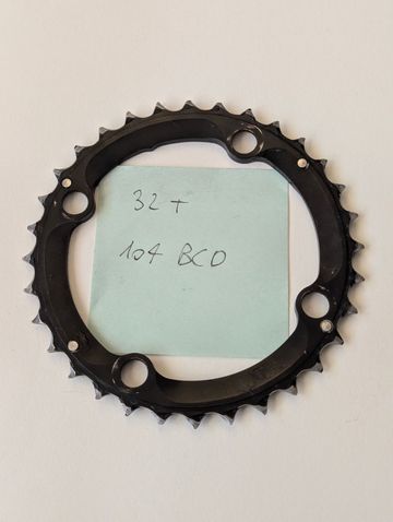 Used Shimano Corona Anteriore 32T 104 BCD Drivetrain & Pedals