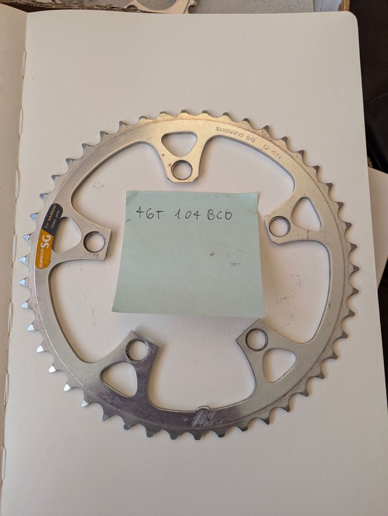 Brugt Shimano Corona Anteriore SG 46T 104 BCD Drivetrain & Pedals