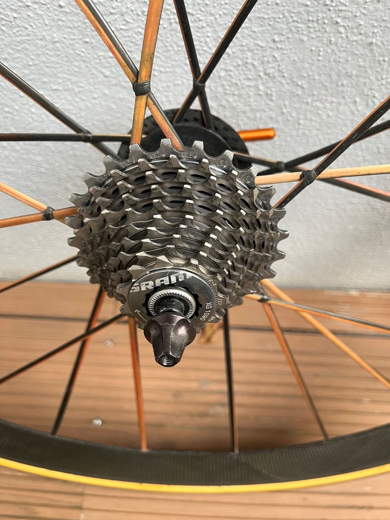 Used Lightweight Carbon bike — image 4 of 13