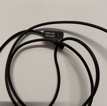 Used Shimano EW-SD50 cable 1000mm bike — image 2 of 2