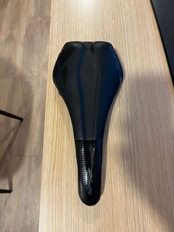 Used Selle Italia selle carbone XLR bike — image 1 of 3