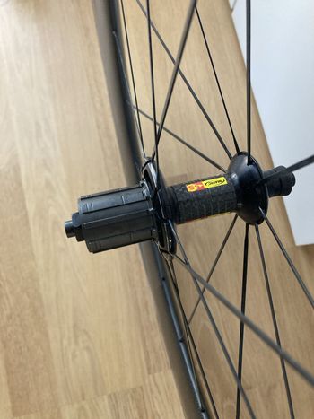 Käytetty Mavic Cosmic CXR 80 Carbonfelgen 2012 bike — kuva 4 / 6