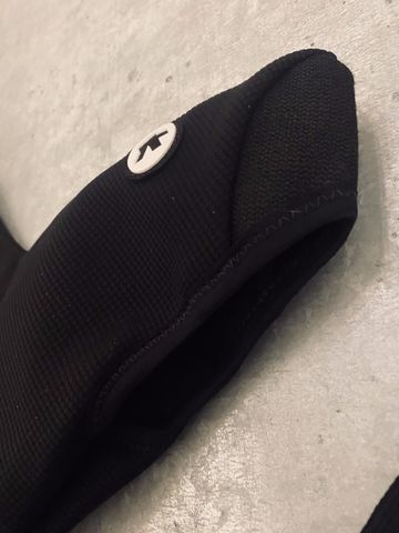 Gebrauchtes Assos GT ULTRAZ WINTER BOOTIES EVO 2025 bike — Bild 5 von 7