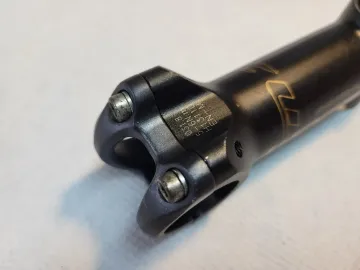 Used Zoom Professional 31.8 110mm Aluminum Stem bike — image 4 of 7