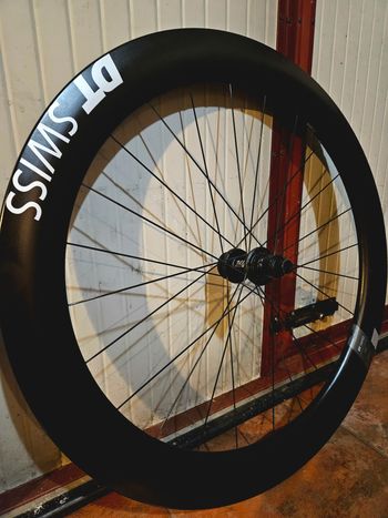 DT Swiss 1400 DICUT Wheelset - 62 MM 2024 bike de segunda mano — imagen 3 de 7